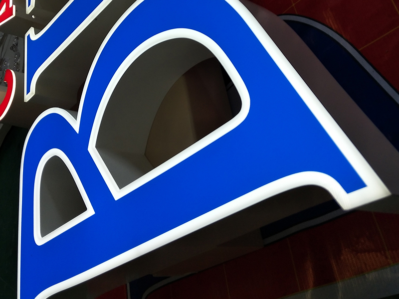 LED无边框麻豆TV在线观看的概念和主要的特征是什么？