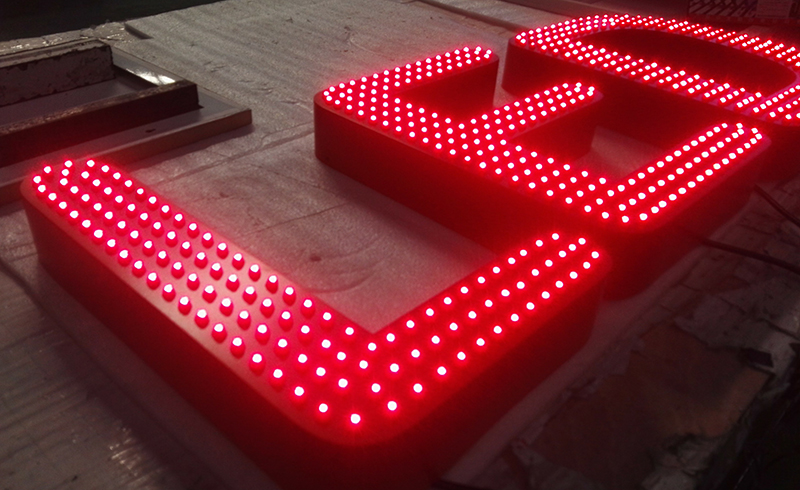 冲孔麻豆TV在线观看的优点和缺点是什么，多少钱一个平方？