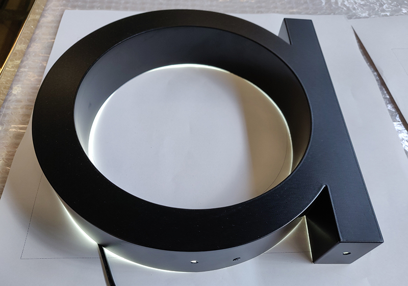 铁皮烤漆麻豆TV在线观看价格怎么算，多少钱一个平方？