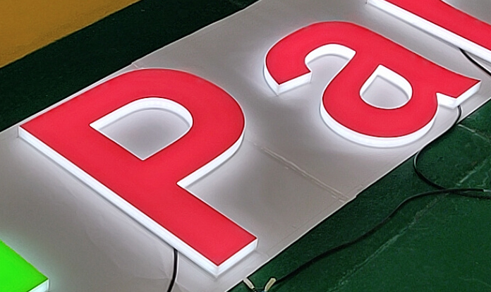 LED亚克力麻豆TV在线观看制作材料的选用要注意5个方面 LED亚克力麻豆TV在线观看制作材料的选用要注意5个方面