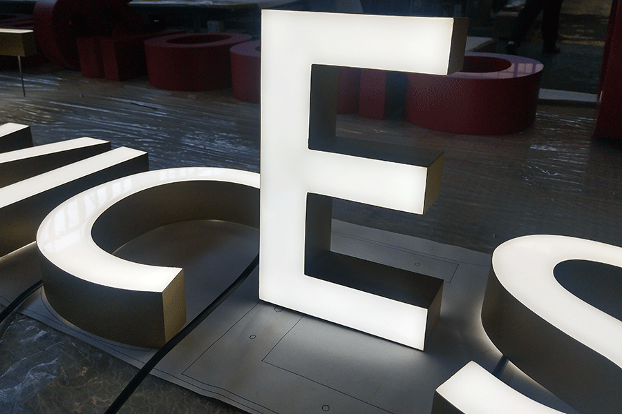 树脂麻豆TV在线观看厚度对字的效果有什么影响？