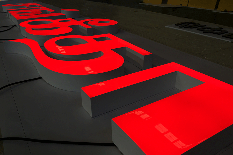 设计制作树脂字具备哪些优质特点？