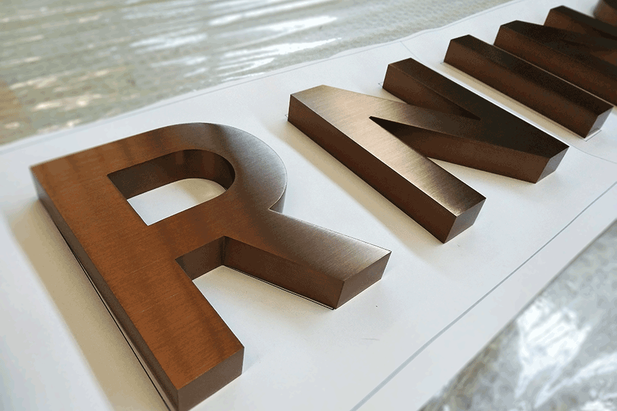 设计制作双封字标识标牌有哪些工艺流程？