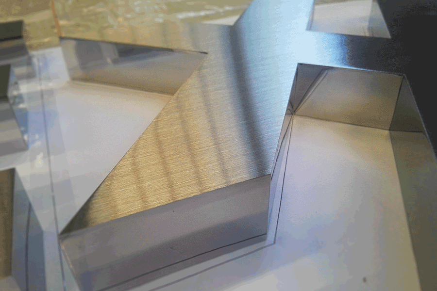 金属字标识标牌制作有什么优点？